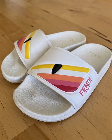 fendi eye slides